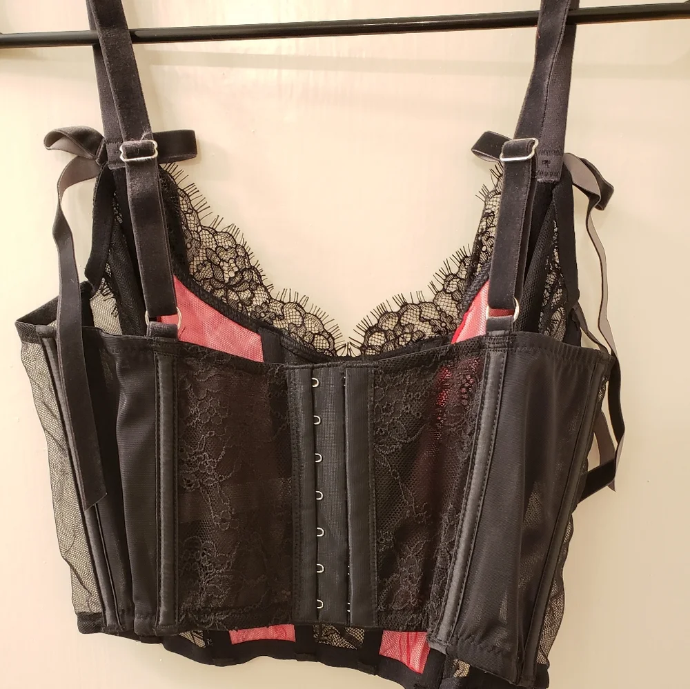 NEW w/tag Victoria's Secret bra crop top - Picture 5 of 6